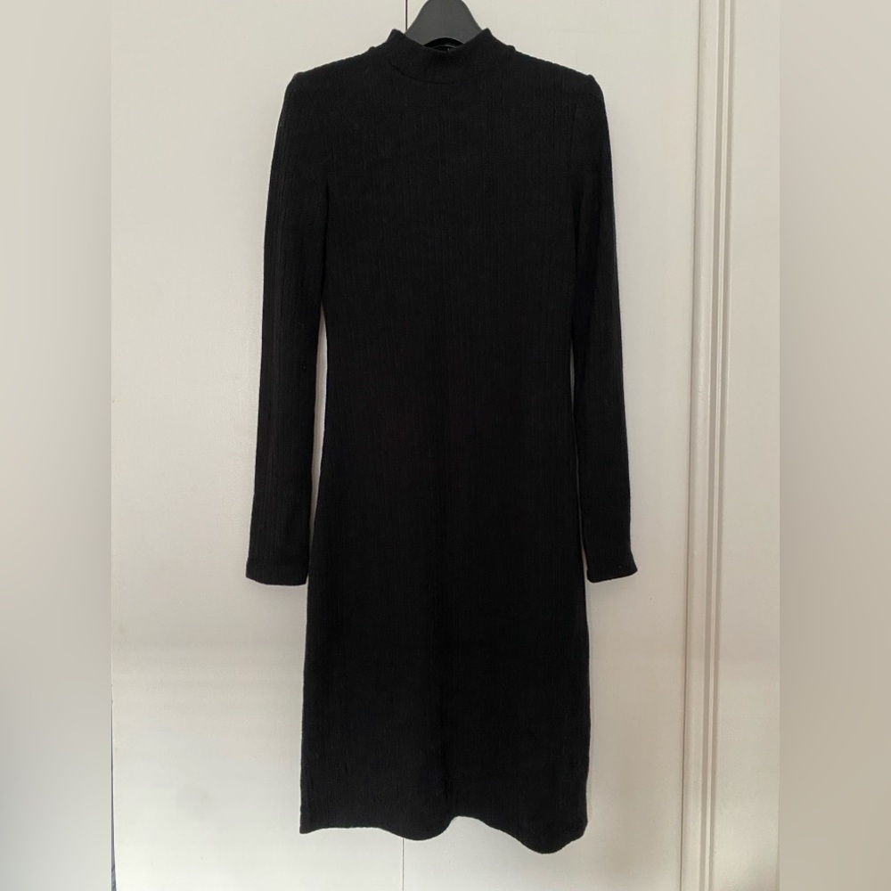 NWOT Vince Ribbed Long-Sleeve Short Dress